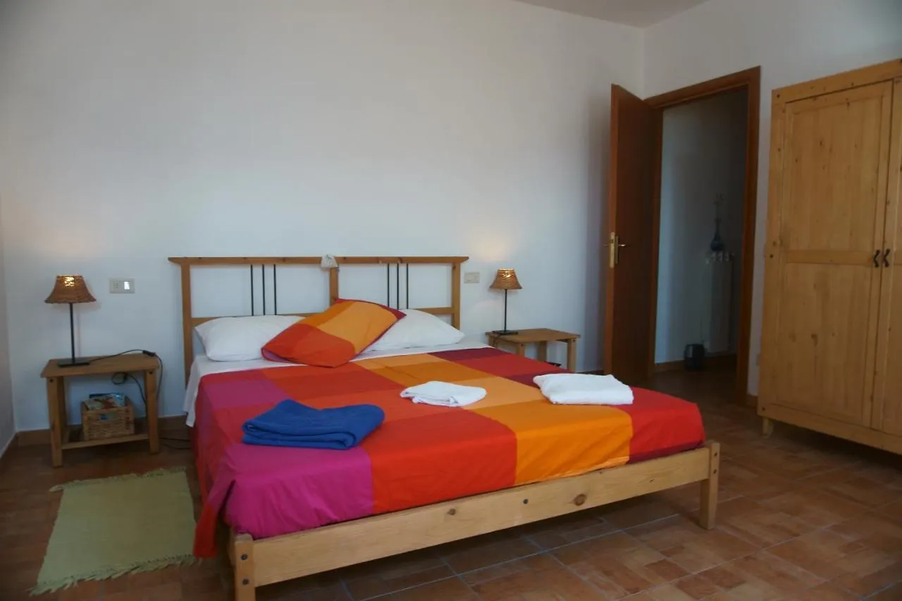 Bed & Breakfast Farmhouse B&B Castagnola 64 Ne Italy