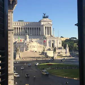 Luxury Piazza Venezia Roma